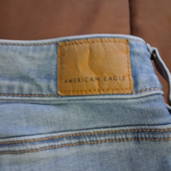 American Eagle Outfitters SUPER STRETCHED SKINNY JEANS. Size 12. - Picture 9 of 10
